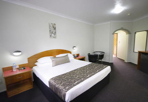 Mackay Resort Motel - VIC Tourism 2