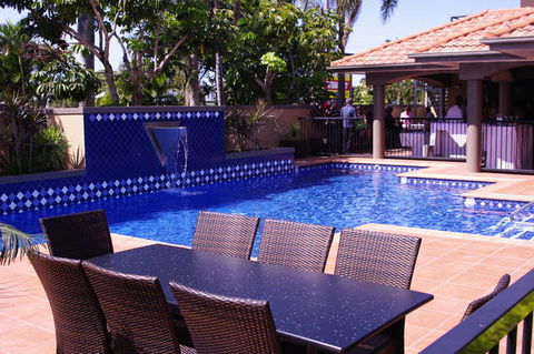 Mackay Resort Motel - VIC Tourism 0