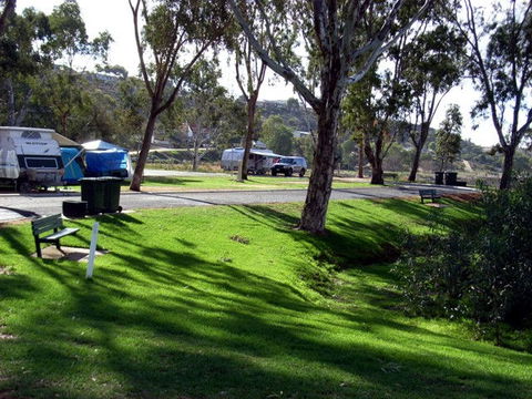 Mannum Caravan Park Cabins - VIC Tourism 2