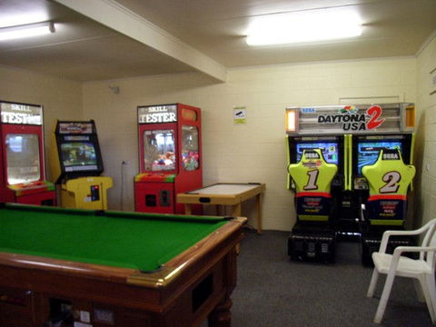 Mannum Caravan Park Cabins - VIC Tourism 4