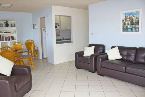 Marcel Towers Holiday Apartments - VIC Tourism 5