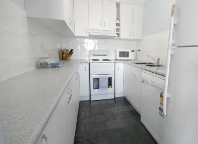 Marcel Towers Holiday Apartments - VIC Tourism 9