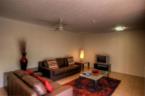Markham Court - VIC Tourism 2