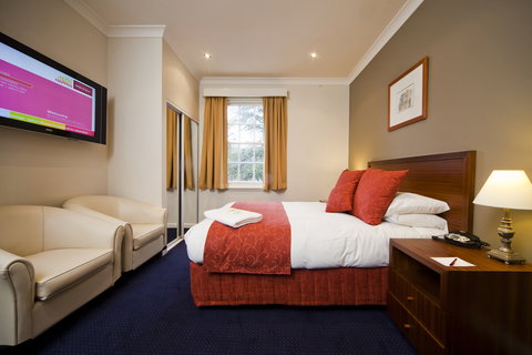 Mercure Canberra - VIC Tourism 7