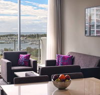 Meriton Serviced Apartments - Southport - VIC Tourism