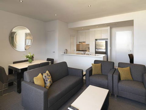 Meriton Serviced Apartments - Zetland - VIC Tourism 1