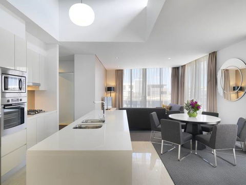 Meriton Serviced Apartments - Zetland - VIC Tourism 2