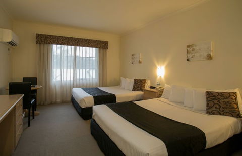Eltham Gateway Hotel And Conference Centre - VIC Tourism 3