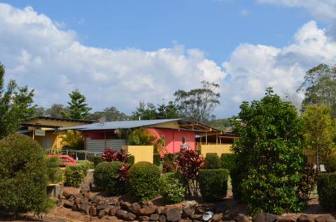 Red Bridge Motor Inn - VIC Tourism 8