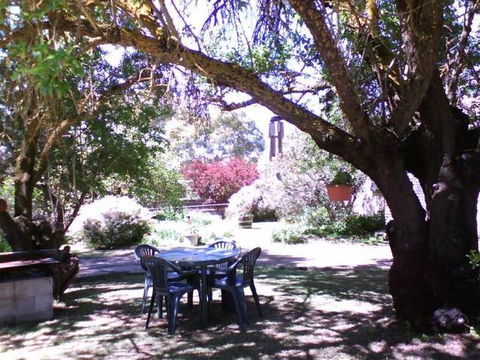 Morse Cottage - VIC Tourism 0