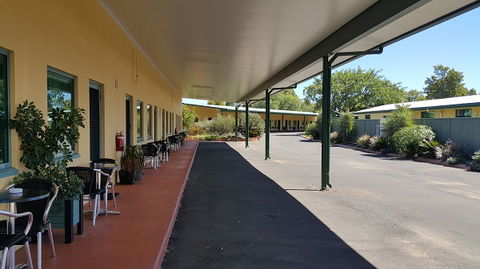 Motel Carnarvon - VIC Tourism 9
