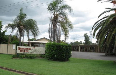 Mundubbera Motel - VIC Tourism 0