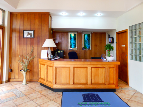 New England Motor Inn - VIC Tourism 3