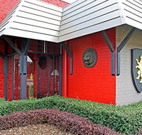 New England Motor Lodge - VIC Tourism