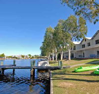Noosa Entrance Waterfront Resort - VIC Tourism