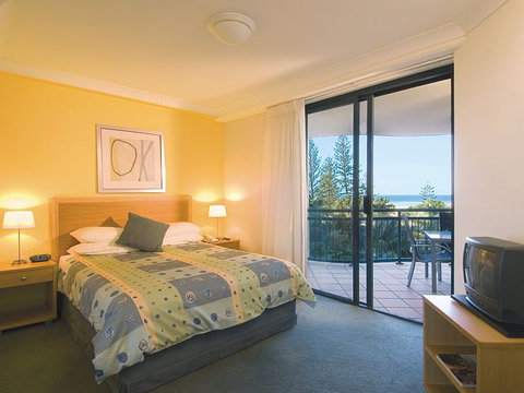 Oaks Calypso Plaza - VIC Tourism 1