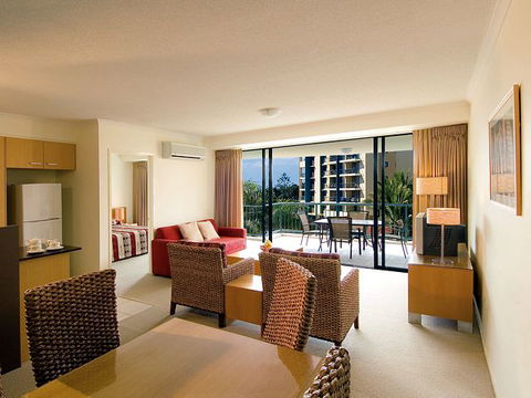 Oaks Seaforth Resort - VIC Tourism 1