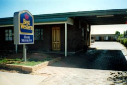 Oasis Motor Inn - VIC Tourism 0