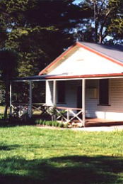 Orchard Cottage - VIC Tourism 0