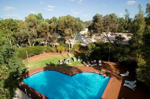 Outback Pioneer Hotel - VIC Tourism 0