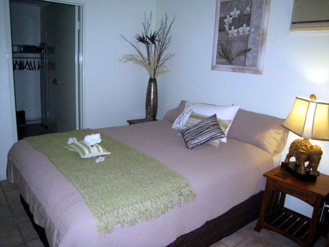 Palmerston Sunset Retreat - VIC Tourism 0