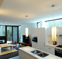Parallel Apartments - VIC Tourism
