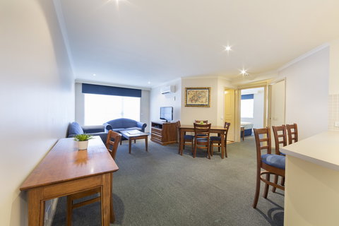 Parklands Apartments Dickson - VIC Tourism 3