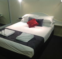 Parkside Motel Ayr - VIC Tourism