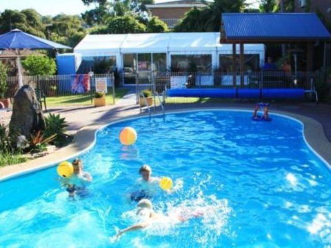 Pelican Motor Inn - VIC Tourism 0