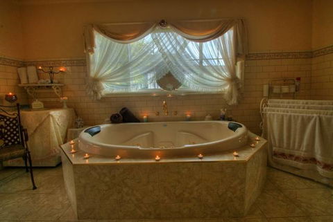 Peppermint Springs Retreat & Day Spa - VIC Tourism 4