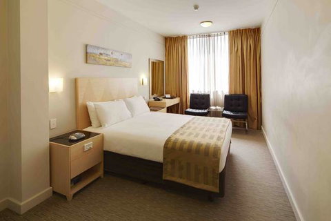 Quality Hotel Ambassador Perth - VIC Tourism 6