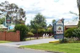 Philadelphia Motor Inn - VIC Tourism 3