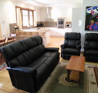 Pinkerton Hill Naracoorte Cottages - VIC Tourism