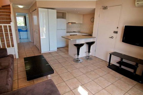 Portobello Resort Apartments - VIC Tourism 1