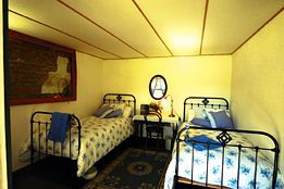 Price Morris Cottage - VIC Tourism 3