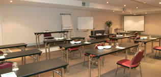 Quality Hotel Batman's Hill On Collins - VIC Tourism 6