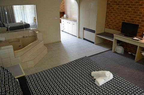 Quality Hotel Melbourne Airport - VIC Tourism 2