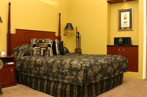 Quality Hotel Powerhouse Tamworth - VIC Tourism 1