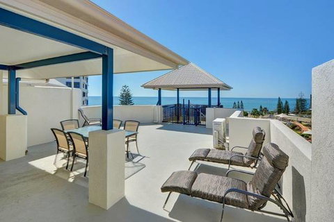 Raffles Mooloolaba - VIC Tourism 0