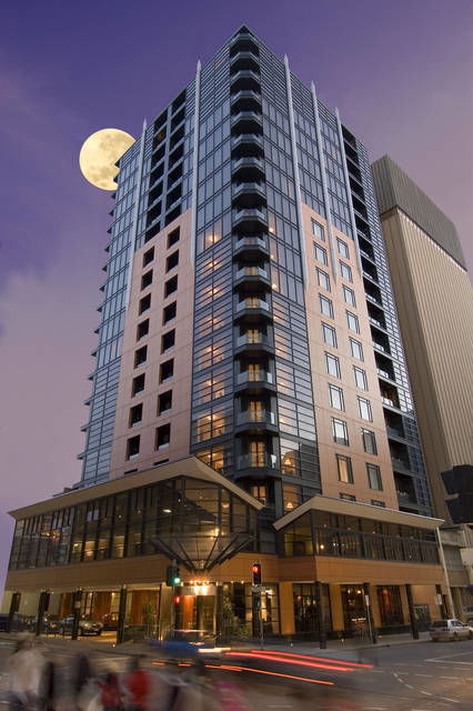 Rendezvous Hotel Adelaide - VIC Tourism 1