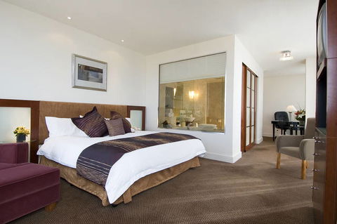 Rendezvous Hotel Adelaide - VIC Tourism 2