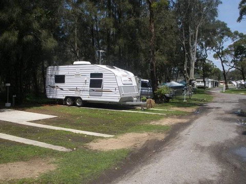 Riverside Caravan Park - VIC Tourism 0