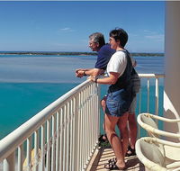 Riviere On Golden Beach - VIC Tourism
