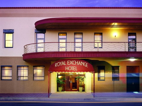 Royal Exchange Hotel - VIC Tourism 3