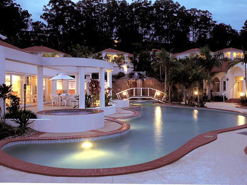 Royal Woods Resort - VIC Tourism 3