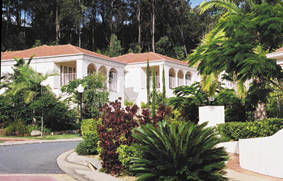 Royal Woods Resort - VIC Tourism 6