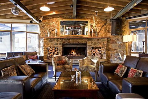 Rundells Alpine Lodge - VIC Tourism 0