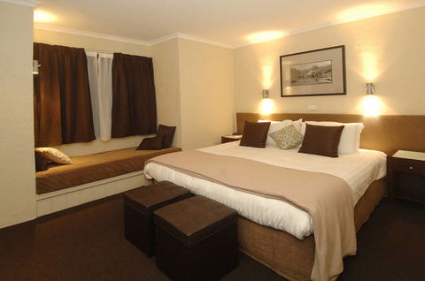 Rundells Alpine Lodge - VIC Tourism 2