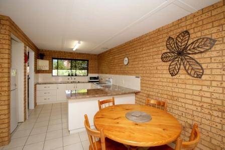 Salmon Apartment - VIC Tourism 1