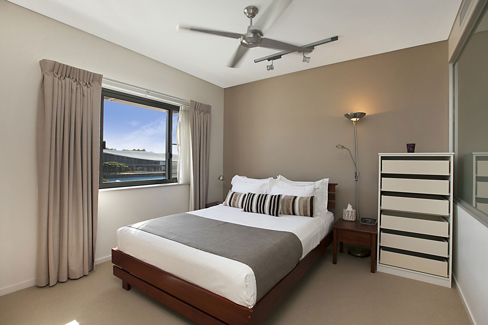  VIC Tourism